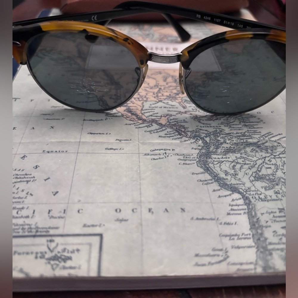 Ray-Ban RB4246 Frames | Rx Lenses | Case Included - Picture 3 of 4